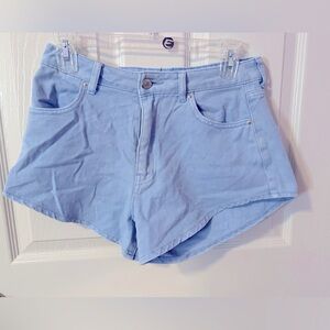 Forever 21 EUC light blue jean shorts